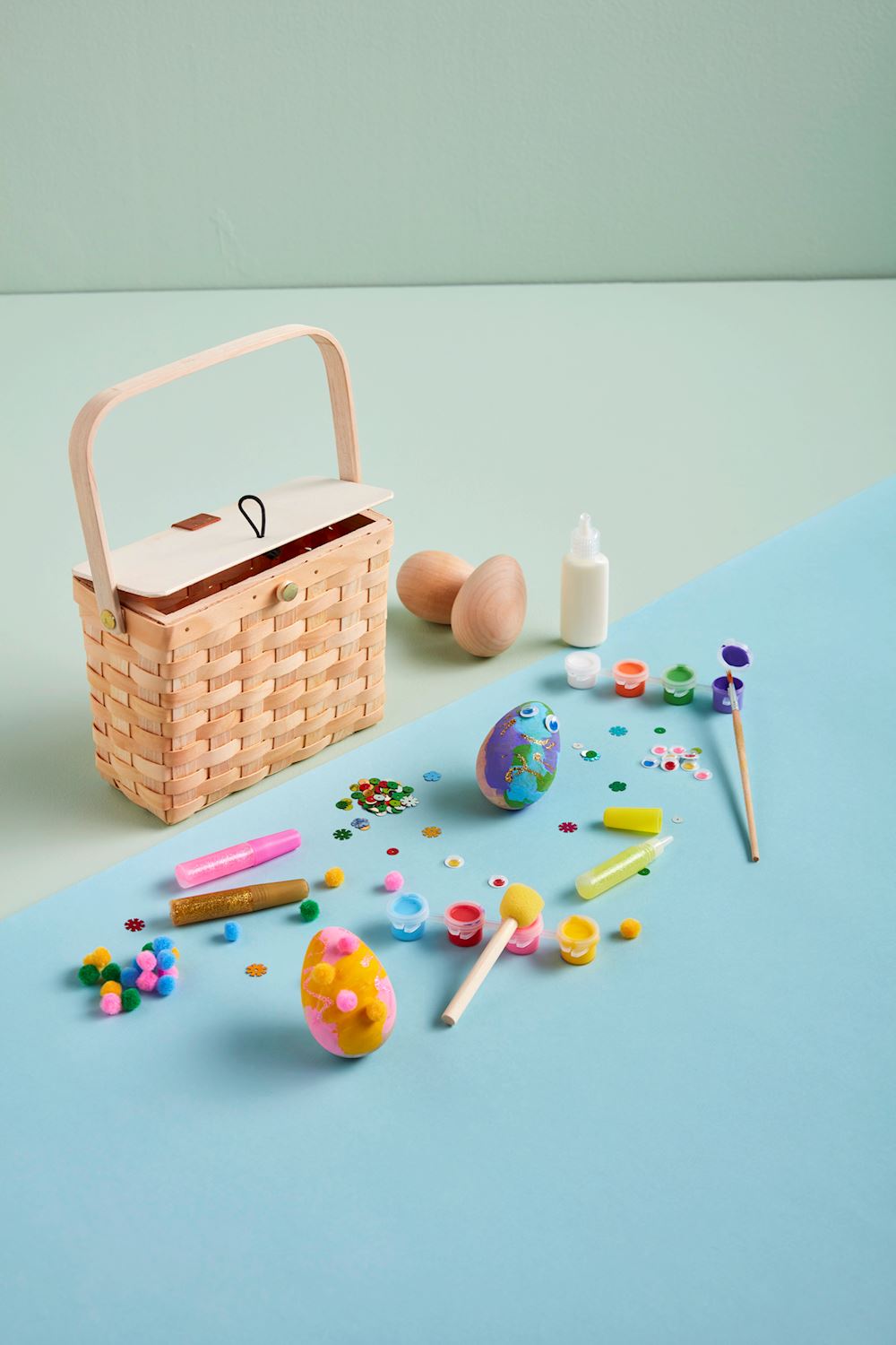 Wooden Egg Decorating Kit