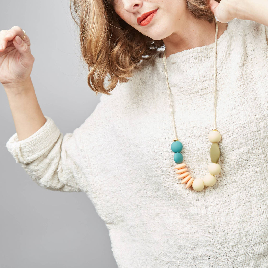 Dewdrop Signature Teething Necklace - 32"