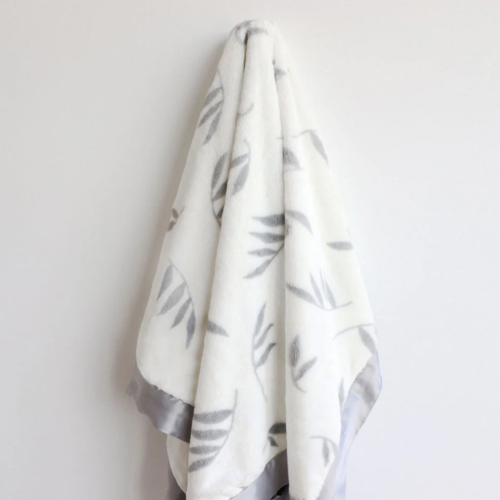 Luxe Blanket || Silver Willow Eucalyptus
