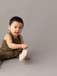 Classic - Non-Slip Baby Socks in Sand, Light Gray, Dark Gray